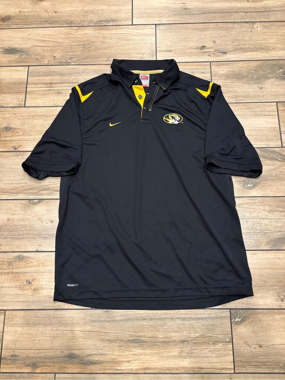 Y2K Nike Mizzou Missouri Tigers NikeFIT Short Sleeve Polo Shirt Mens Medium